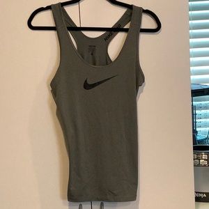 Nike Pro Women’s Tank
